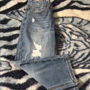 Blue Distressed girl’s Jeans